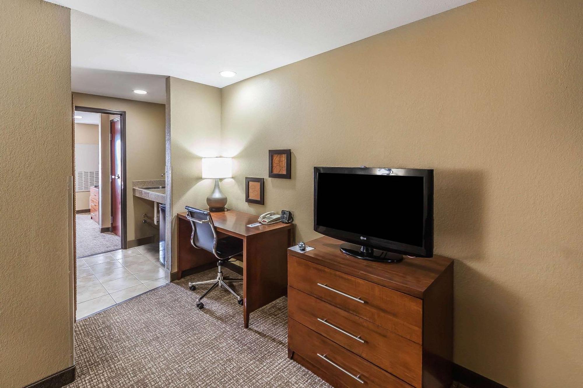 Comfort Suites Yukon - Sw Oklahoma City Εξωτερικό φωτογραφία