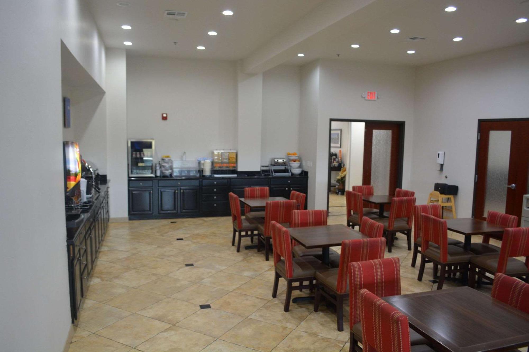 Comfort Suites Yukon - Sw Oklahoma City Εξωτερικό φωτογραφία