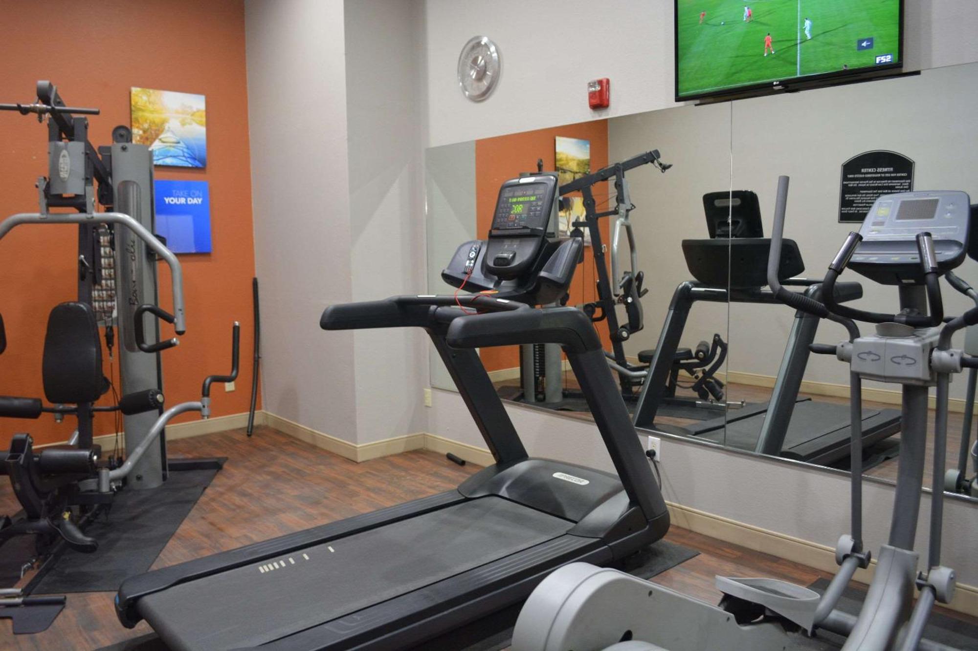 Comfort Suites Yukon - Sw Oklahoma City Εξωτερικό φωτογραφία