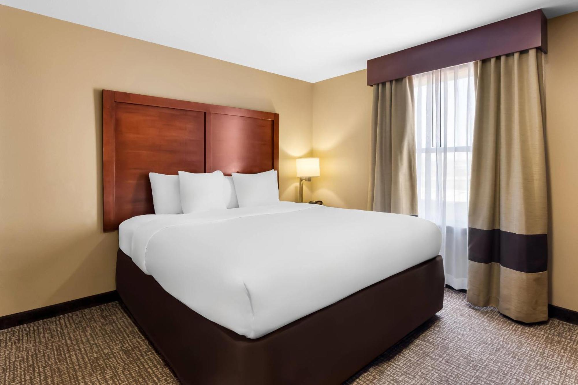 Comfort Suites Yukon - Sw Oklahoma City Εξωτερικό φωτογραφία
